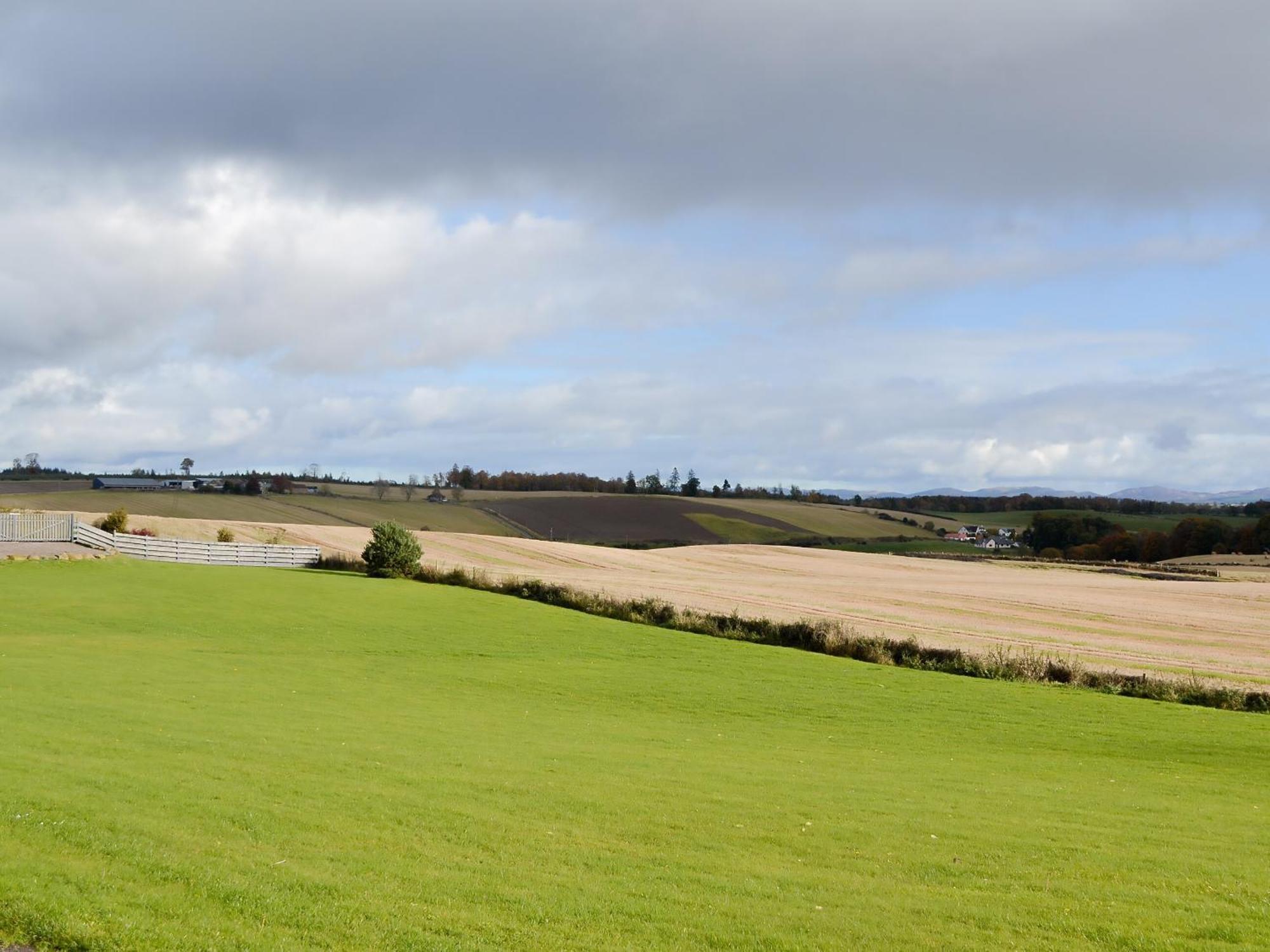 Little Harrowfield Villa Bankfoot ภายนอก รูปภาพ
